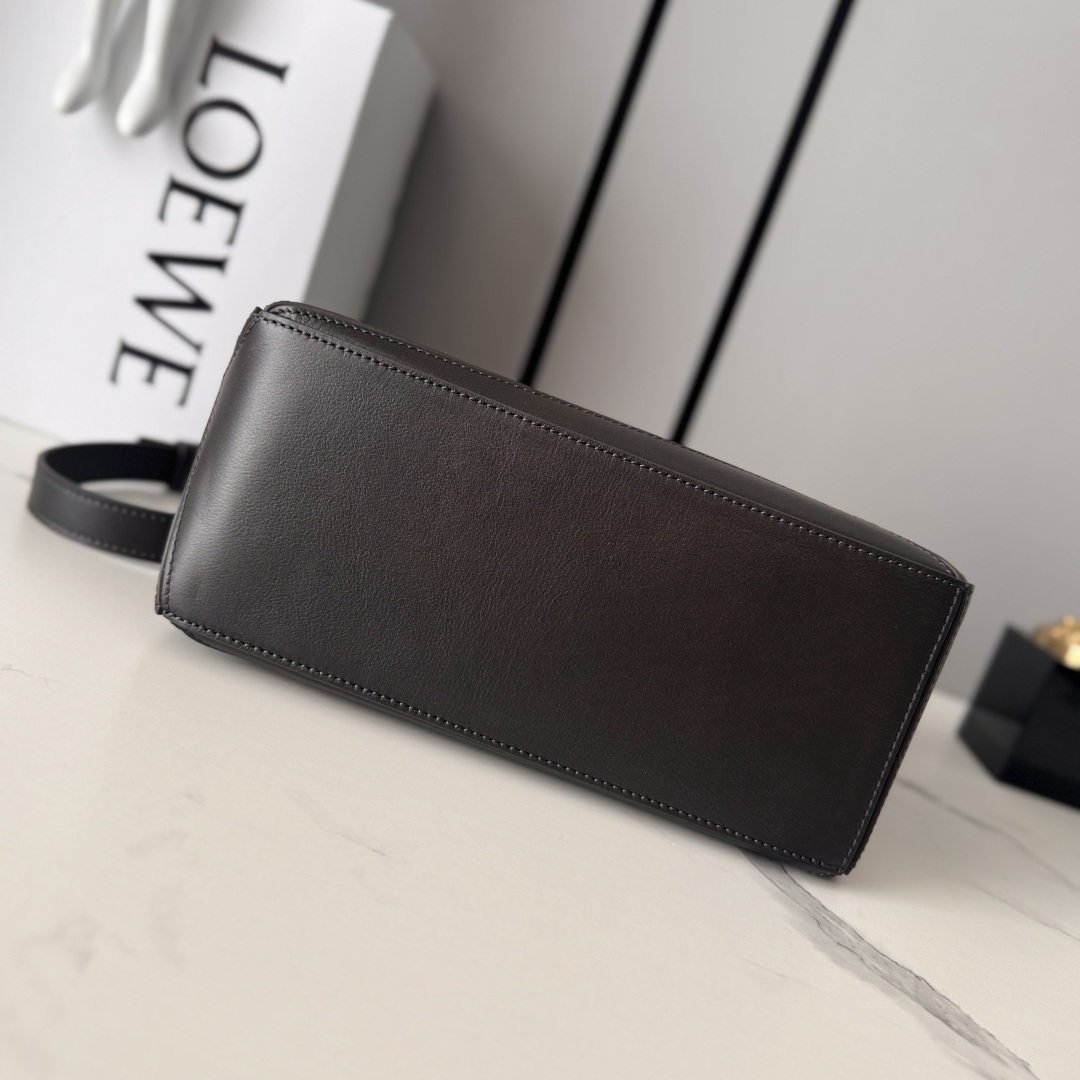 Loewe 로에베 스몰 글로시 카프스킨 Panta Puzzle 판타 퍼즐백 가방