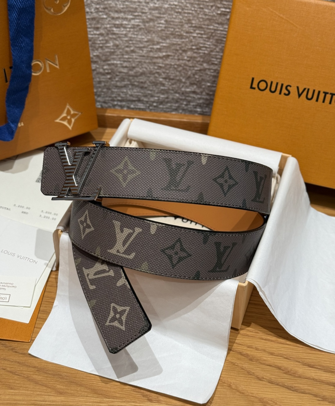 LV 루이비통 디멘션 모노그램 헤리티지 40mm 양면 벨트