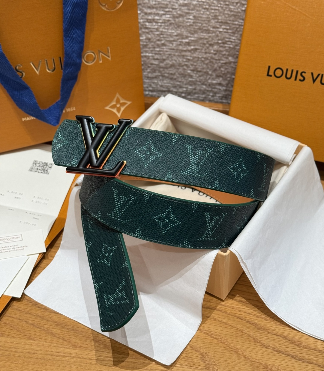 LV 루이비통 디멘션 모노그램 헤리티지 40mm 양면 벨트