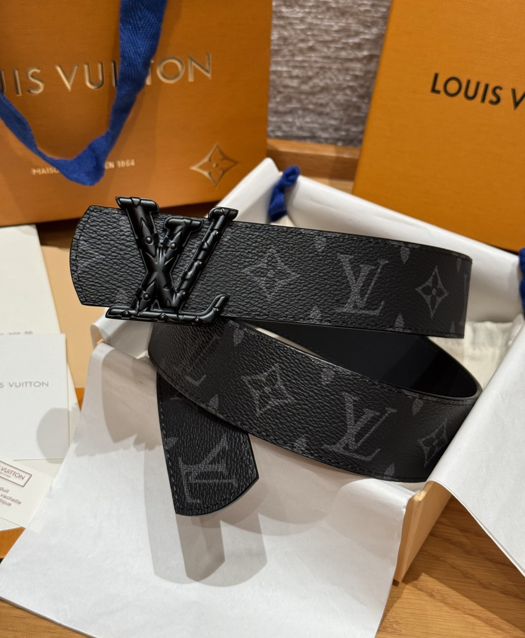 LV 루이비통 디멘션(DIMENSION) 40mm 양면 리버서블 벨트