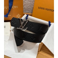 LV 루이비통 디멘션(DIMENSION) 40mm 양면 리버시블 벨트 (레더 엠보싱)