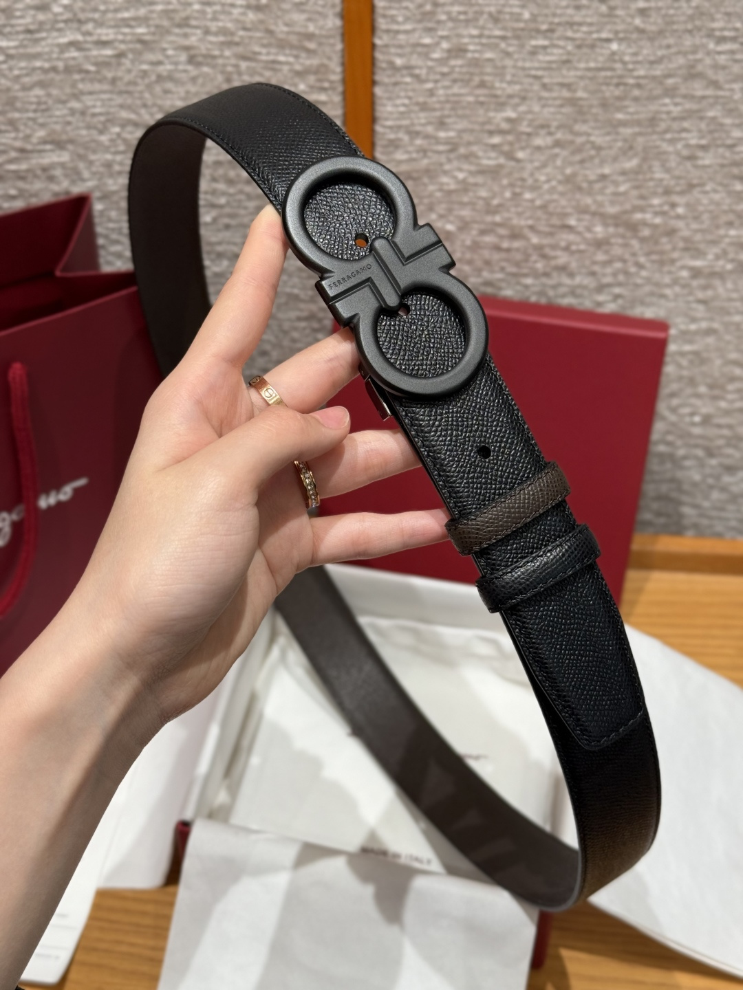 페라가모(Ferragamo) 양면 조절식 Gancini 간치니 팔라듐 벨트