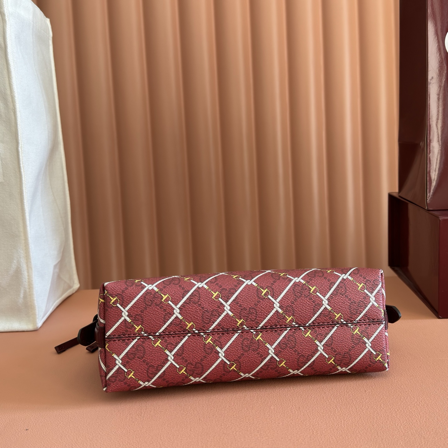 구찌(GUCCI) 엠블럼 Emblem 스몰 숄더백 가방