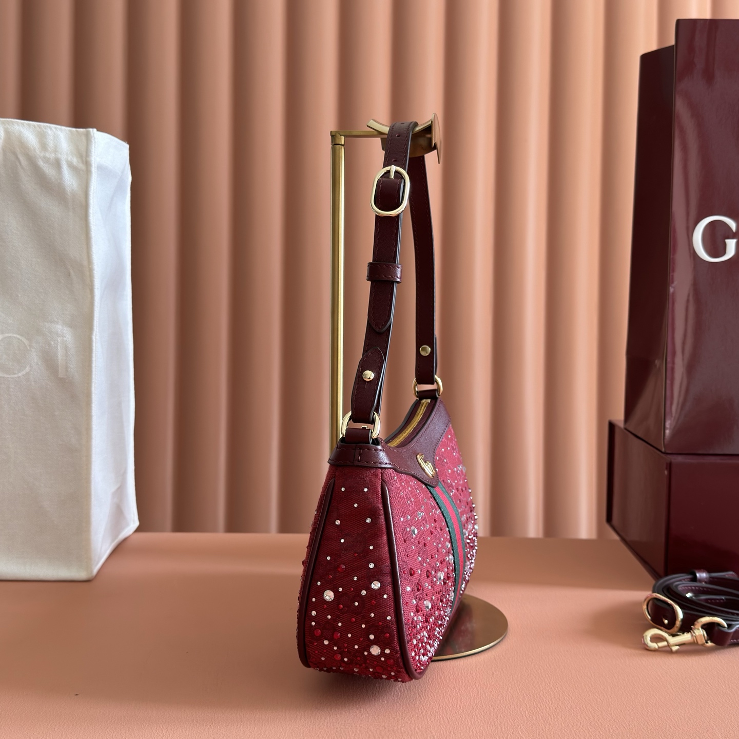 구찌(GUCCI) 오피디아 Ophidia 크리스탈 로소 앙코라 숄더백 가방