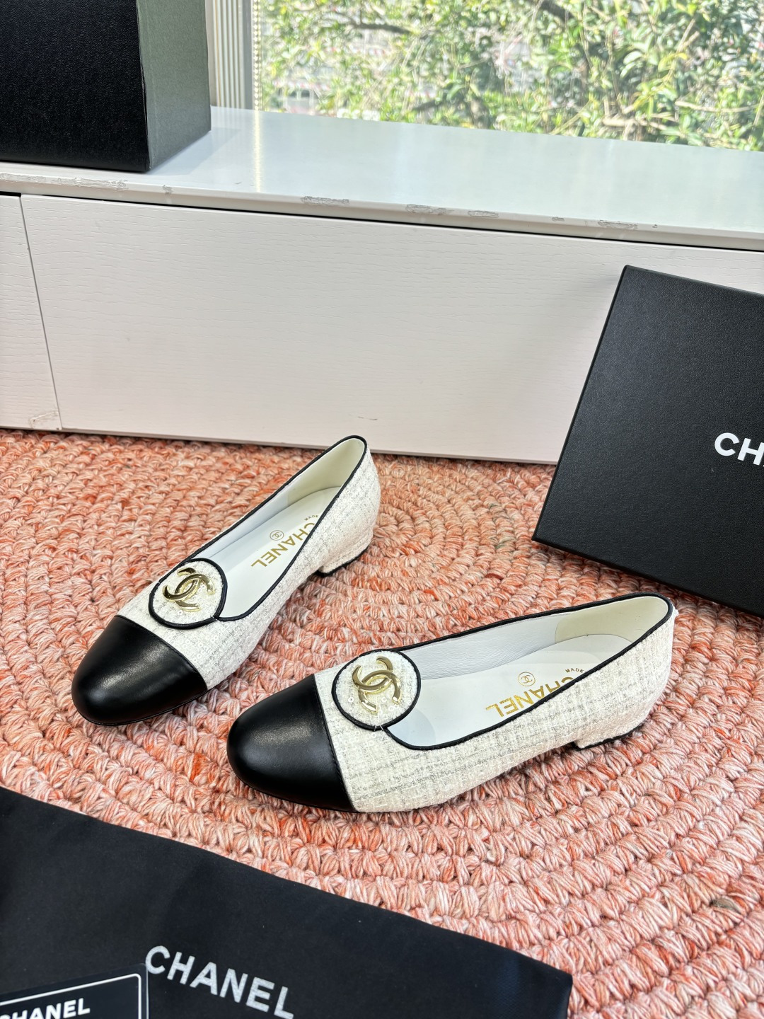 샤넬(CHANEL) 메리제인 플랫 슈즈 신발