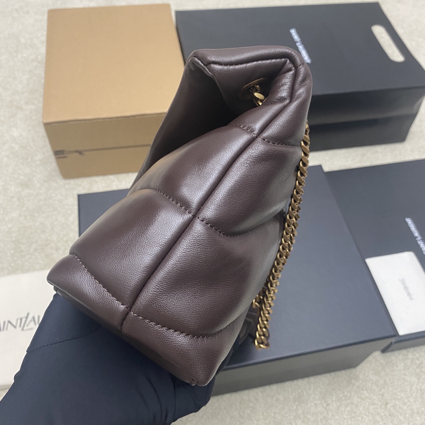 생로랑(YSL) 루루 푸퍼(Loulou Puffer) 미디움 숄더백 가방