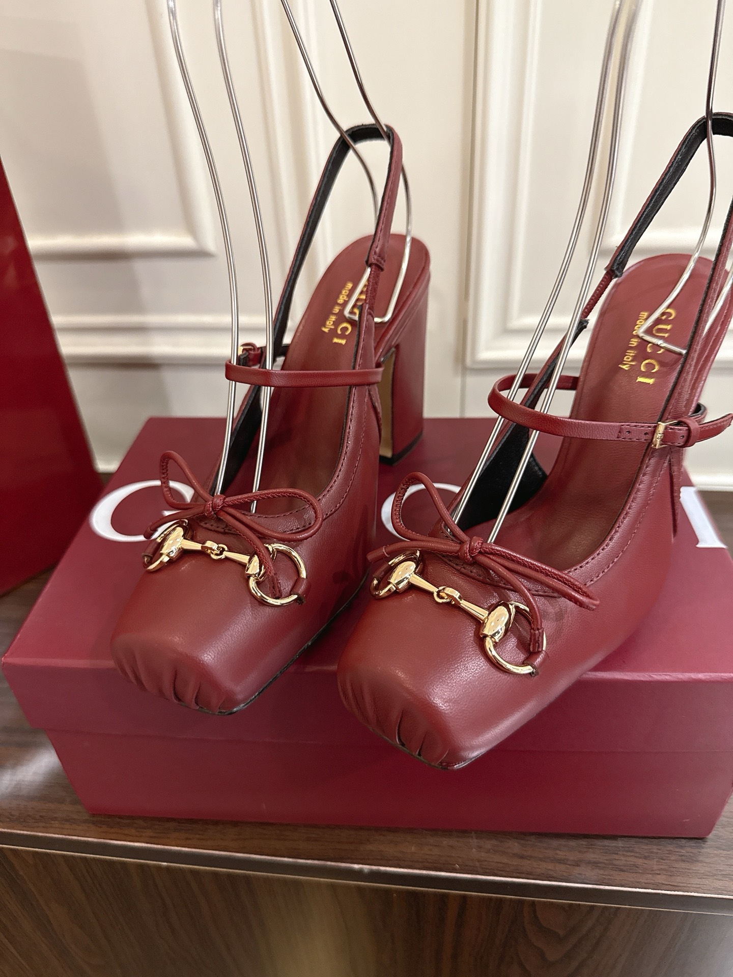 구찌(GUCCI) Horsebit 스트랩 하이힐 슈즈 신발