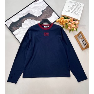 미우미우(MiuMiu)  레터링 패치 라운드 긴팔 티셔츠 의류