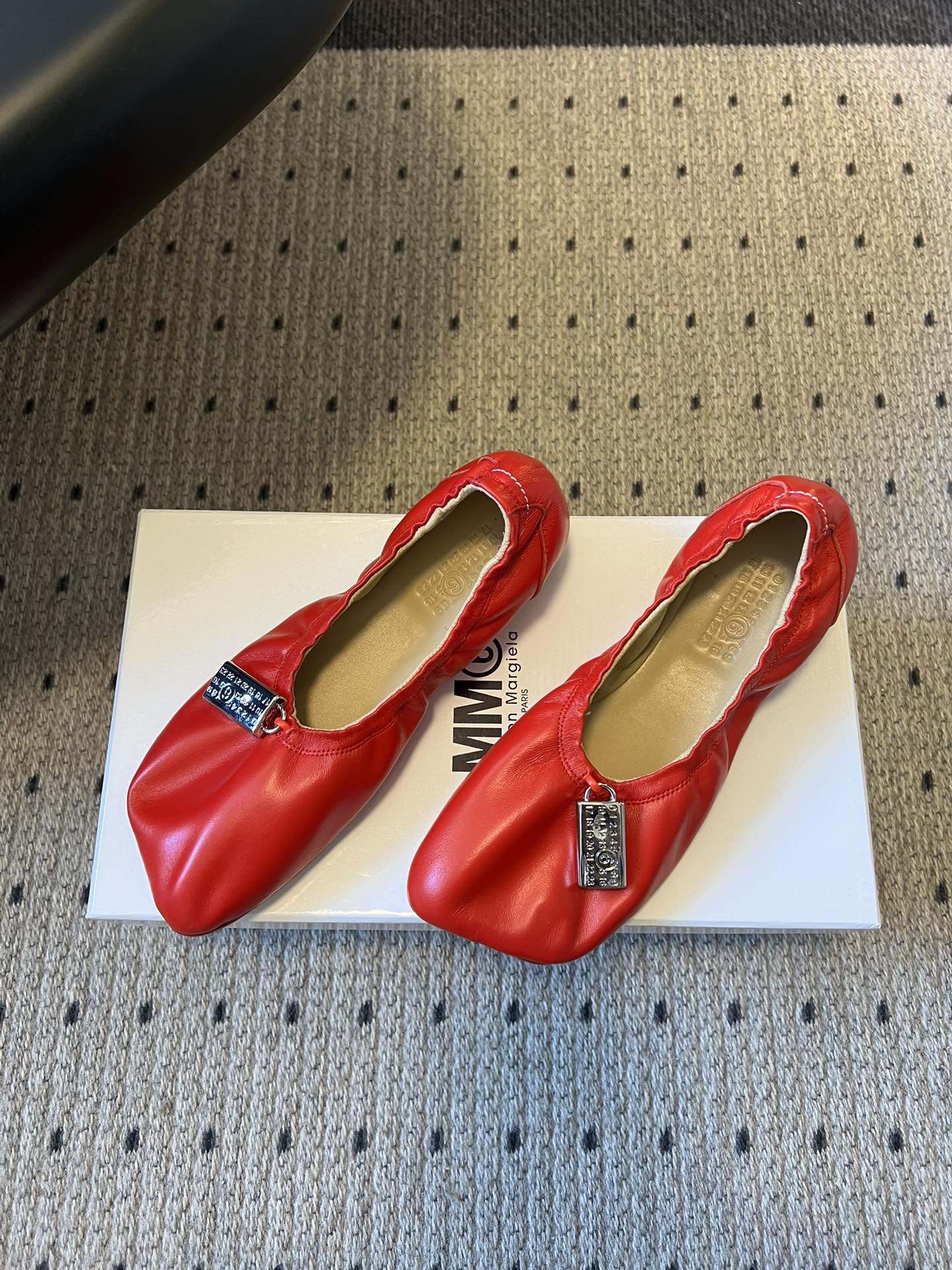 메종 마르지엘라(Maison Margiela)  발레 플랫 슈즈 신발