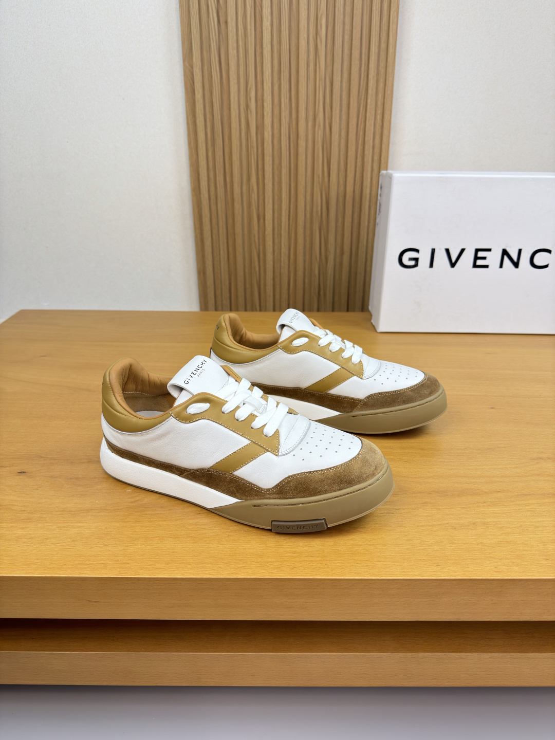 지방시(GIVENCHY) 하이엔드 콤비 캐주얼 스니커즈 신발