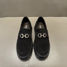 페라가모(Ferragamo) 어반 럭셔리 로퍼 구두 신발