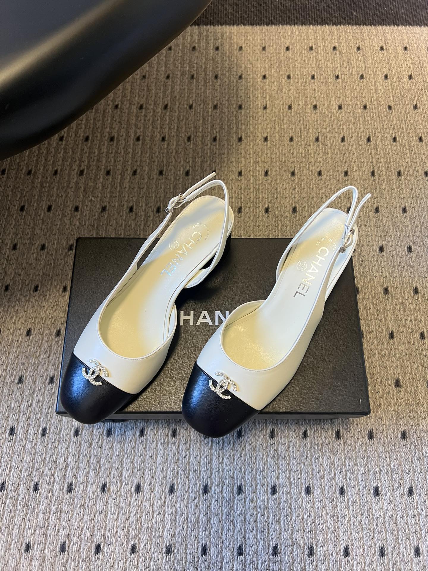 샤넬(CHANEL) 슬링백 펌프스 신발