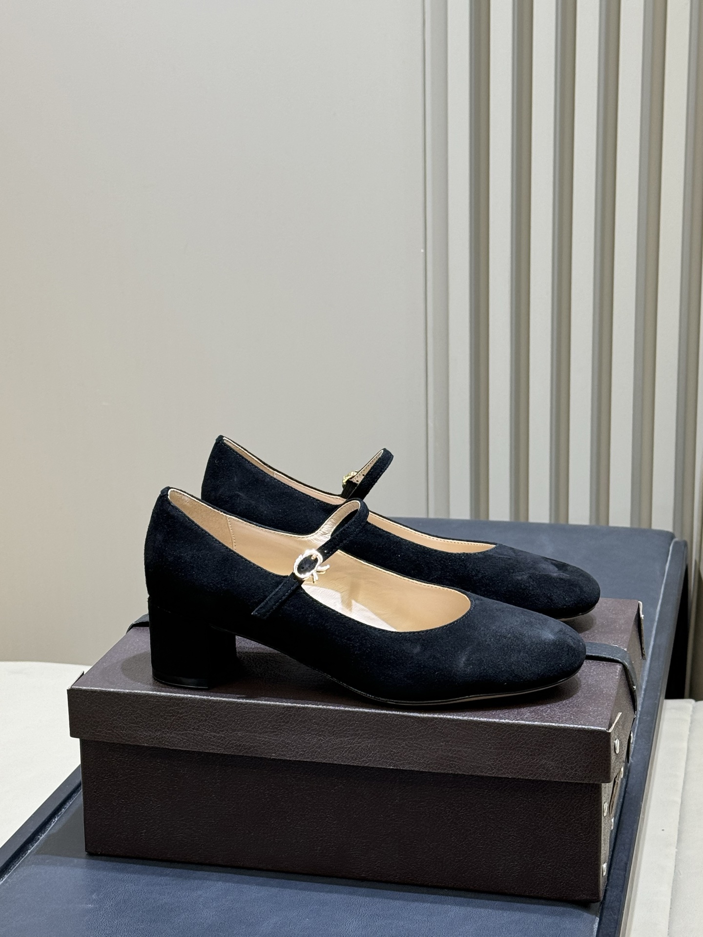 지안비토 로시(Gianvito Rossi) 메리제인 힐 신발