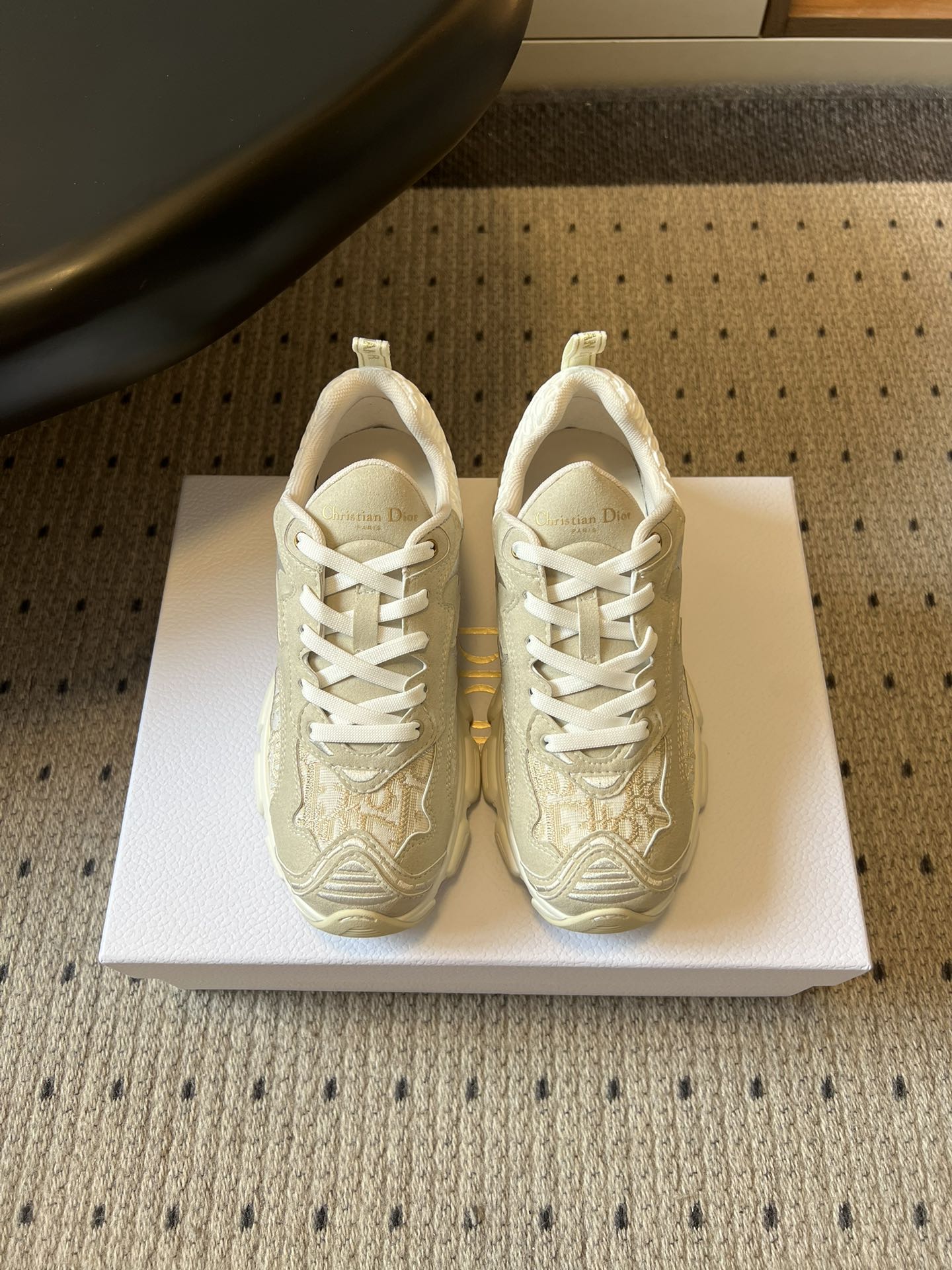 디올(DIOR) 플랫폼 대디 스니커즈 신발