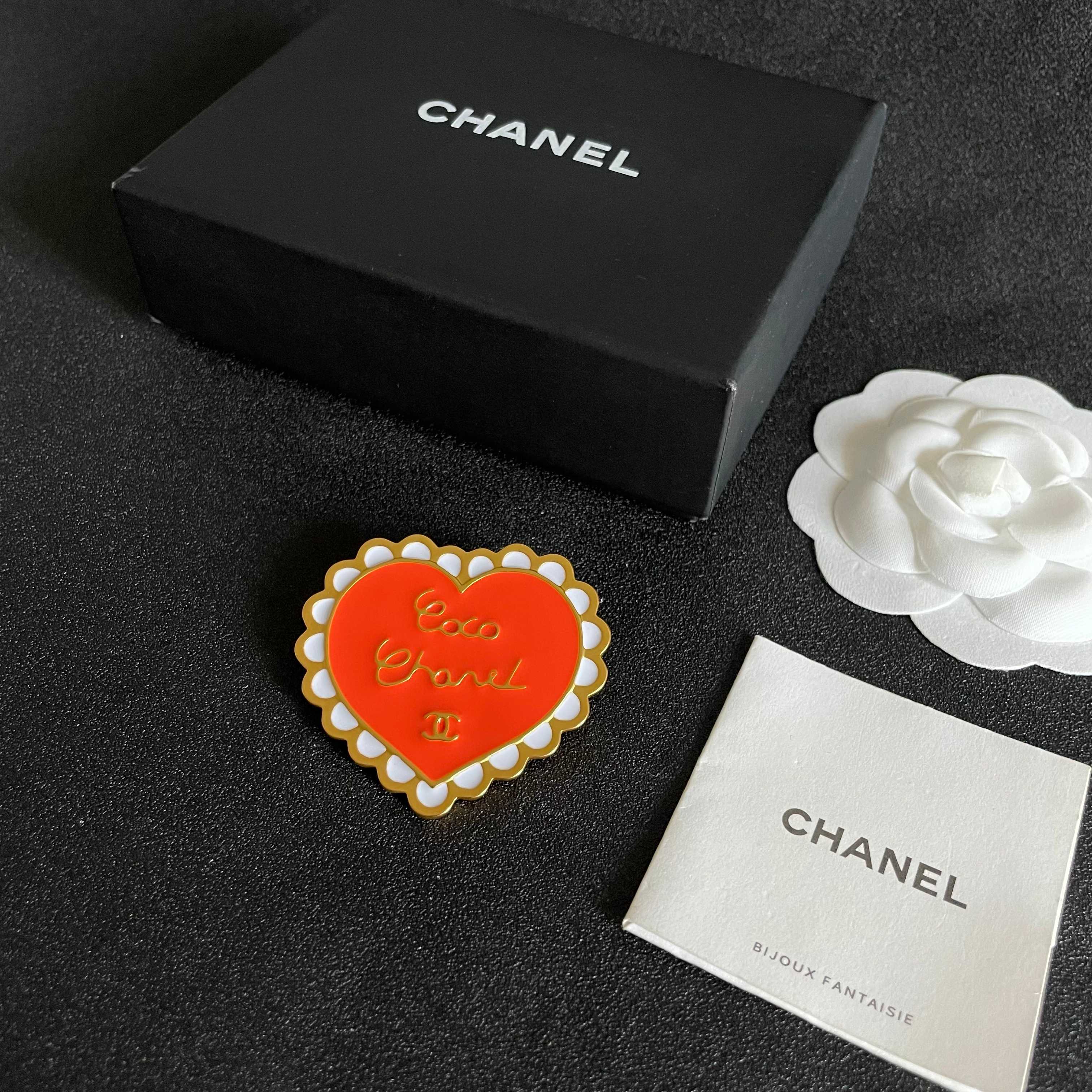 샤넬(CHANEL) 브로치 악세사리