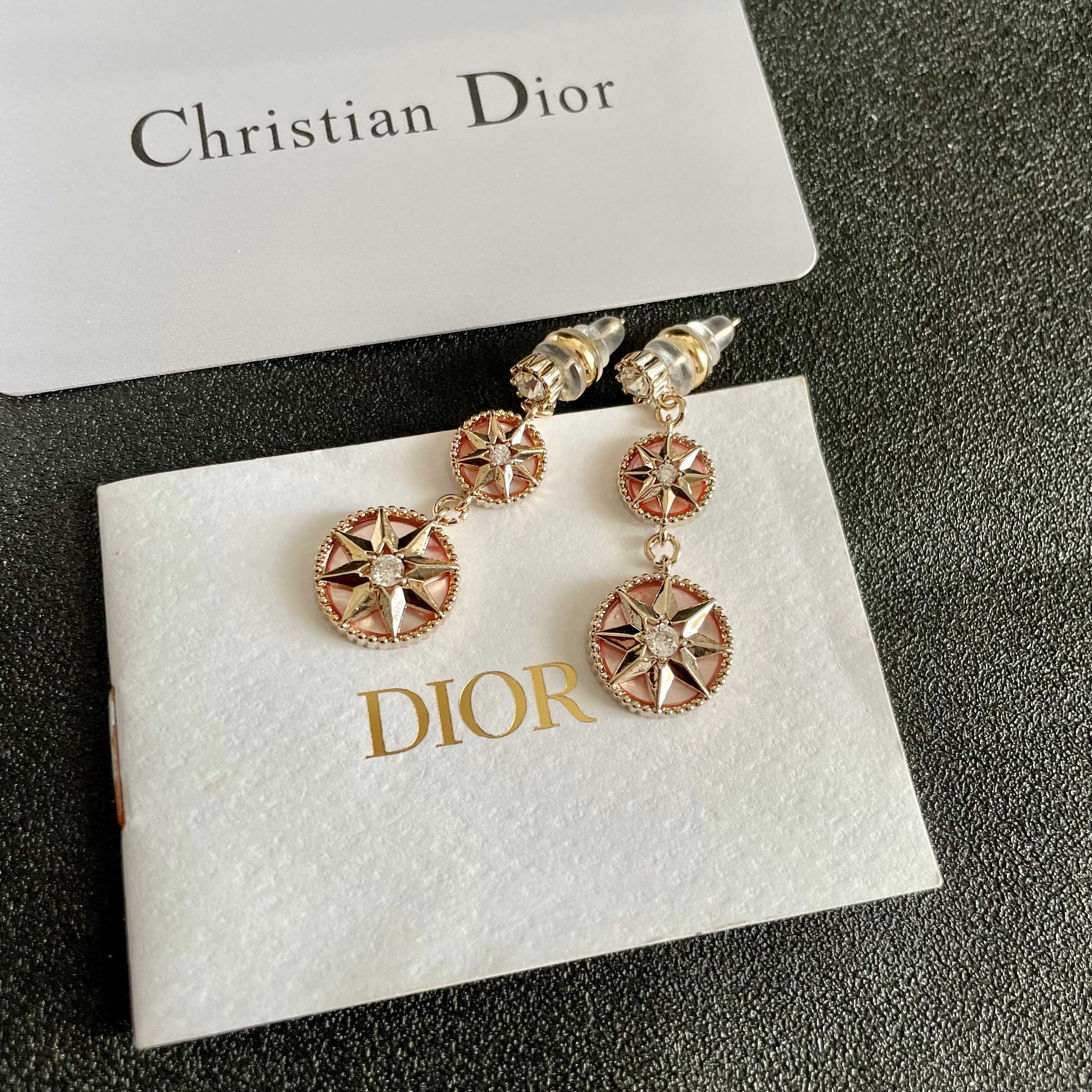 디올(DIOR) 귀걸이 악세사리