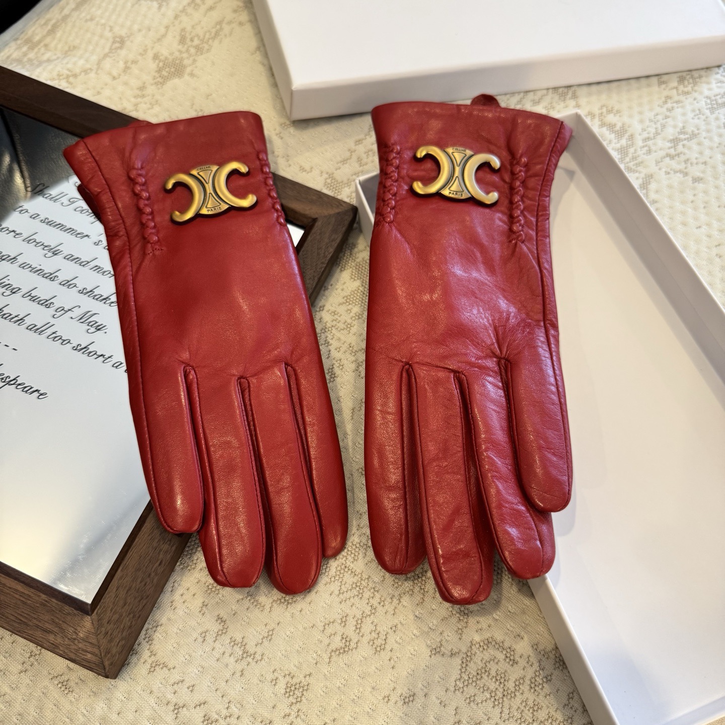 셀린느(Celine) 장갑