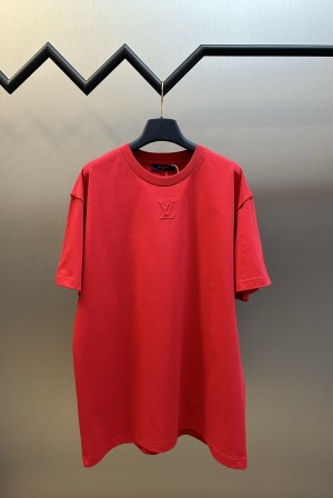 루이비통(LV) 입체 로고 엠보 반팔 티셔츠 의류