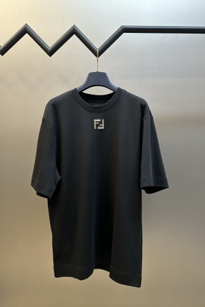 펜디(FENDI) 코듀로이 자수 크루넥 반팔 티셔츠 의류