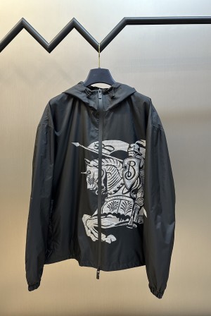 버버리(BURBERRY) 로고 나일론 아우터 의류