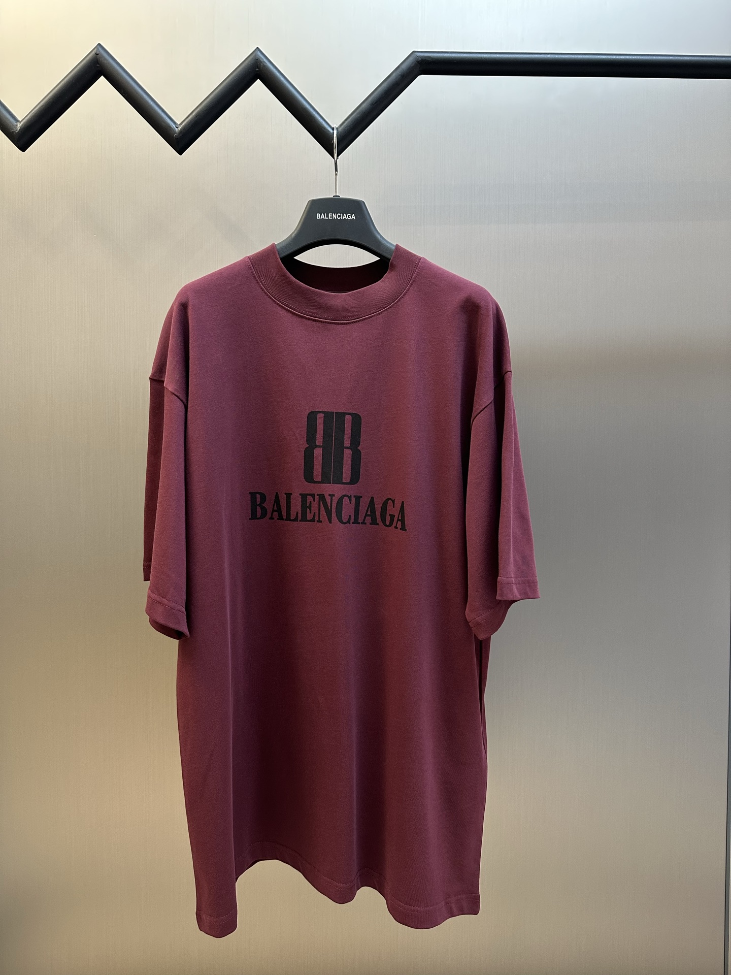 발렌시아가(Balenciaga) 나노 프린트 반팔 의류