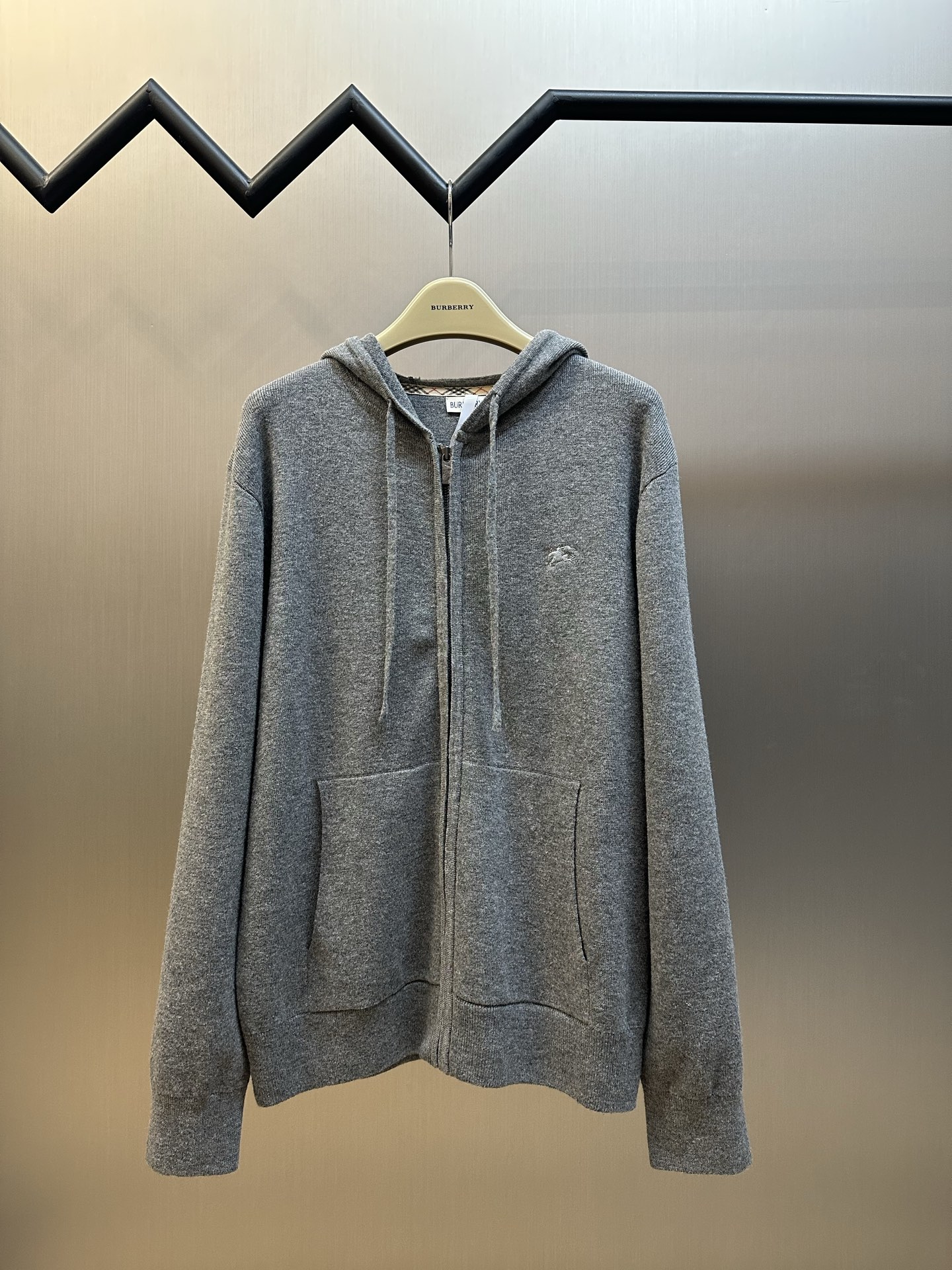 버버리(BURBERRY) 울 혼방 지퍼 후드 자수 아우터 의류