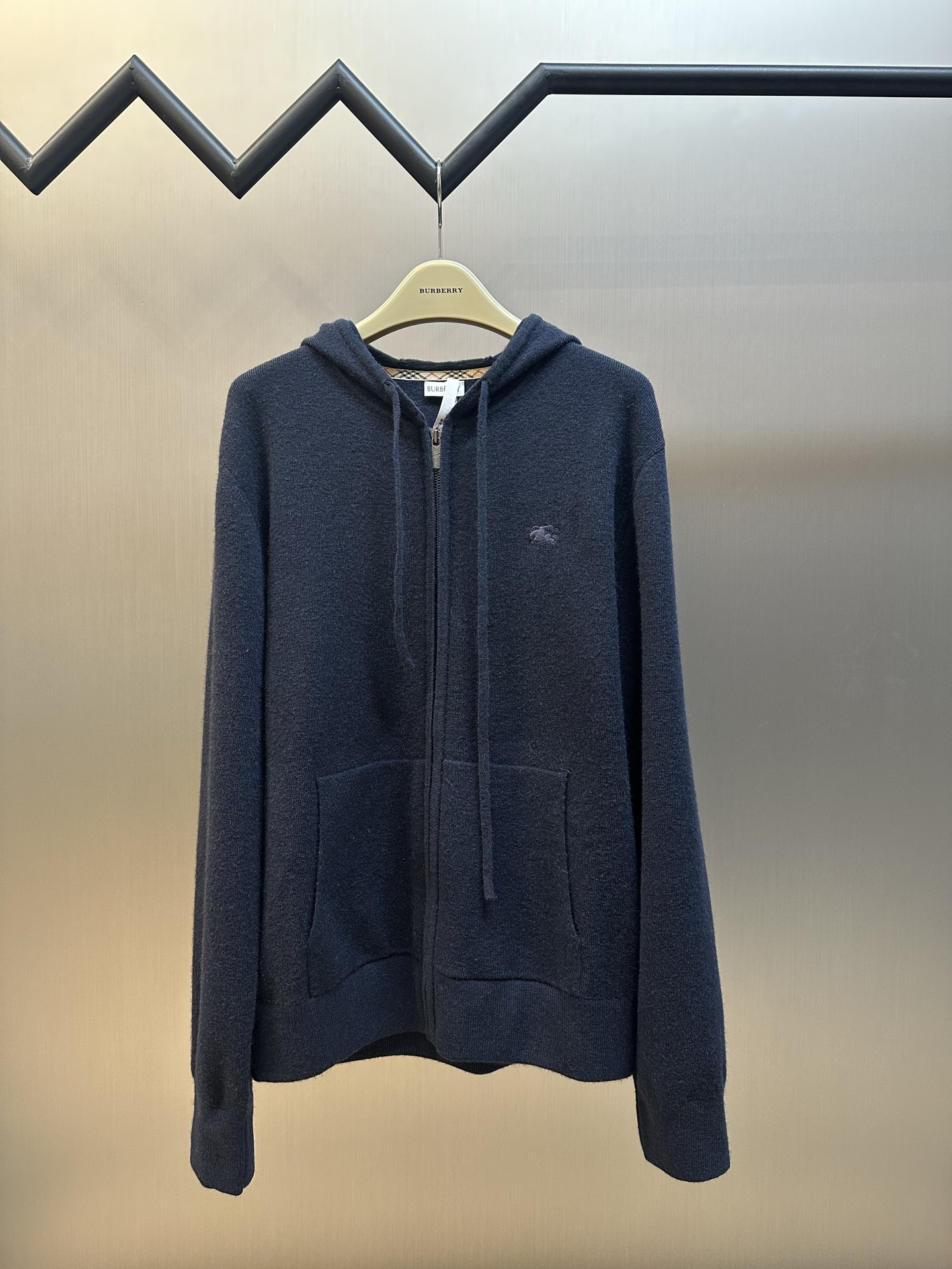 버버리(BURBERRY) 울 혼방 지퍼 후드 자수 아우터 의류