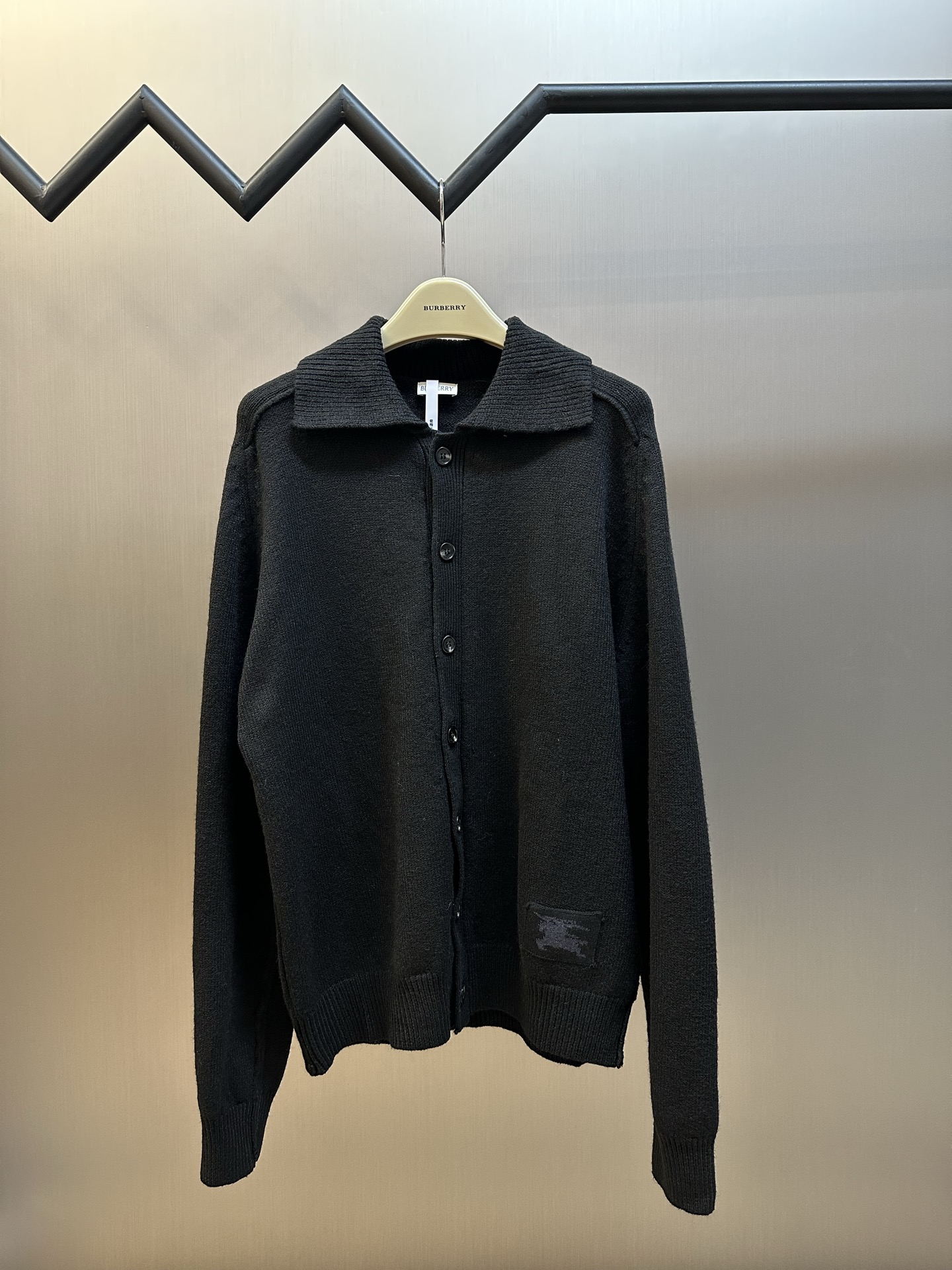 버버리(BURBERRY) 숄 칼라 엘보 패치 캐시미어 가디건 의류