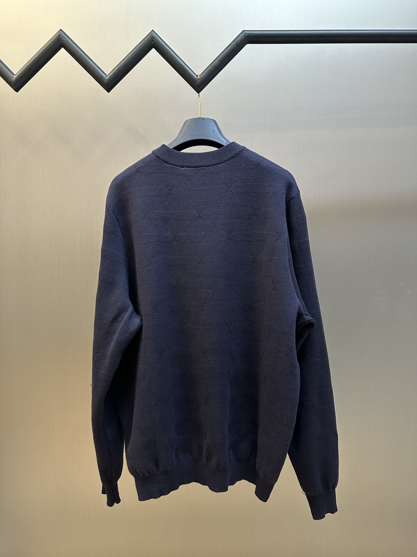 루이비통(LV) 풀 패턴 애니멀 롱슬리브 니트 의류