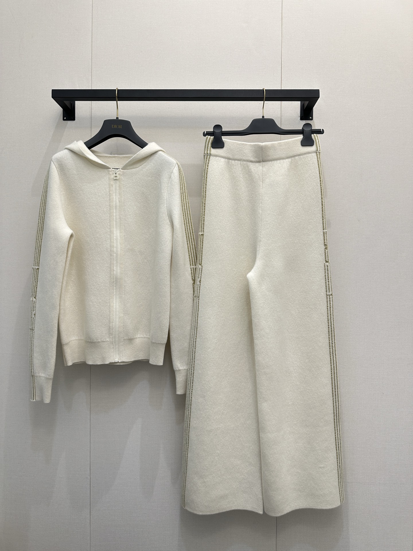 디올(Dior) 와이드 슬랙스 (팬츠) 바지 의류