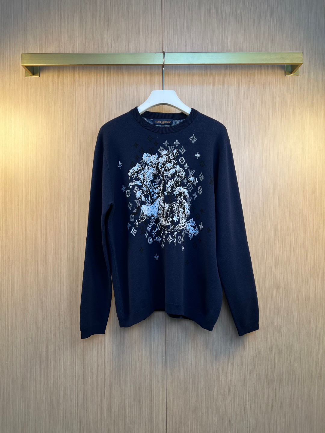 루이비통(LV) 한정 자카드 레터링 니트 의류