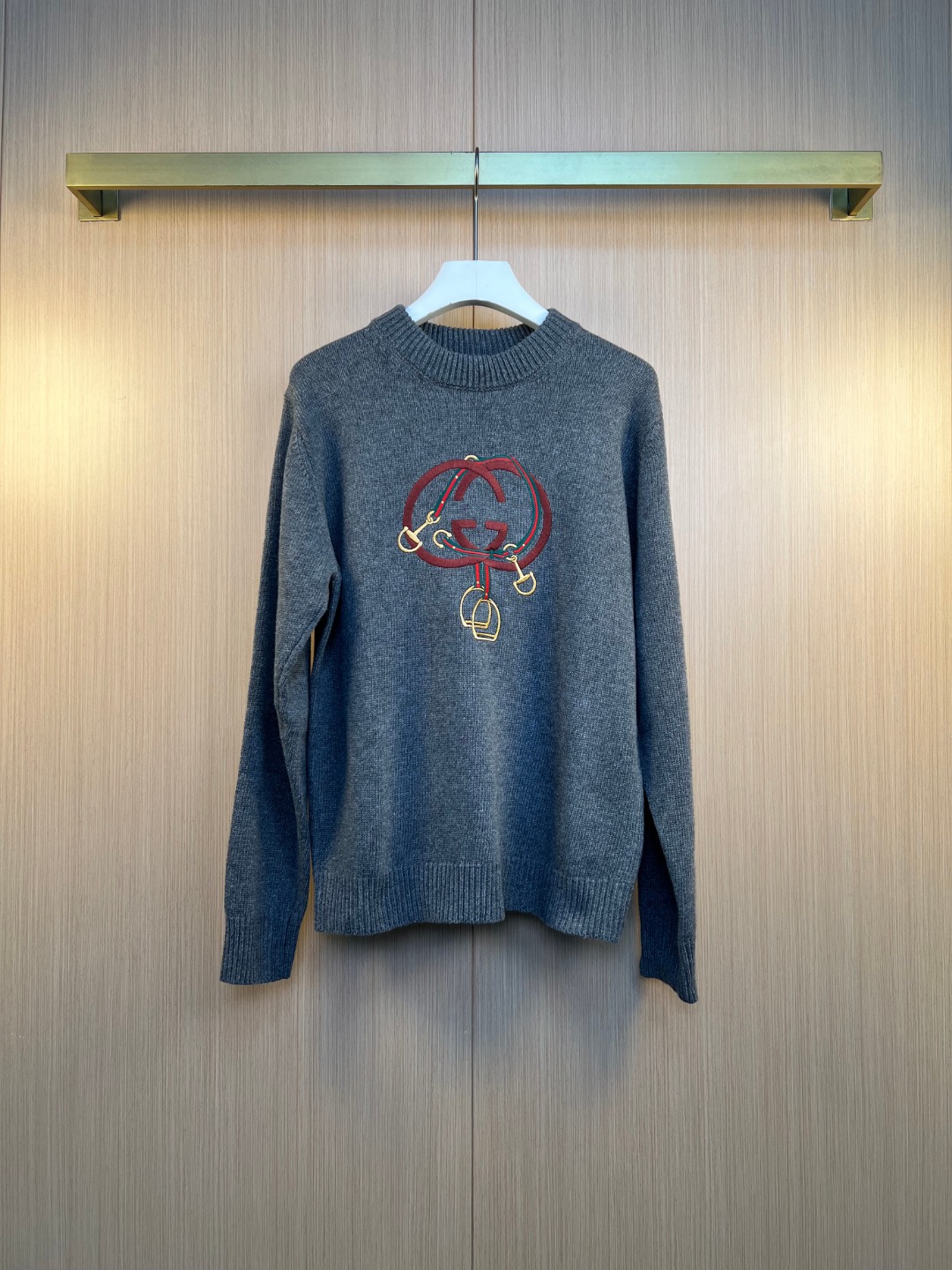 구찌(GUCCI) 자수 니트 스웨터 의류