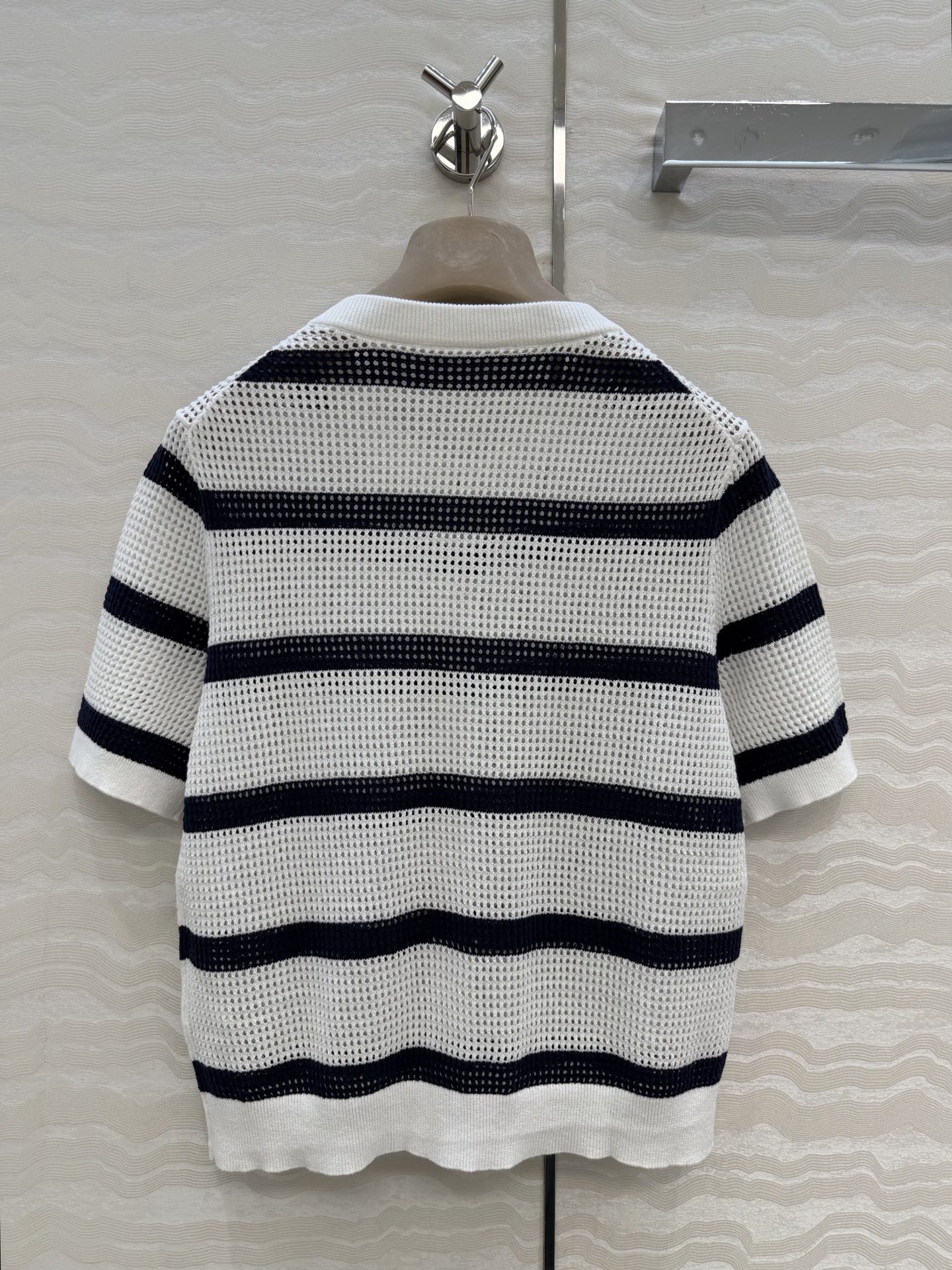 Brunello Cucinelli(BC) 브루넬로 쿠치넬리 올드머니룩 펀칭 스트라이프 가디건 의류