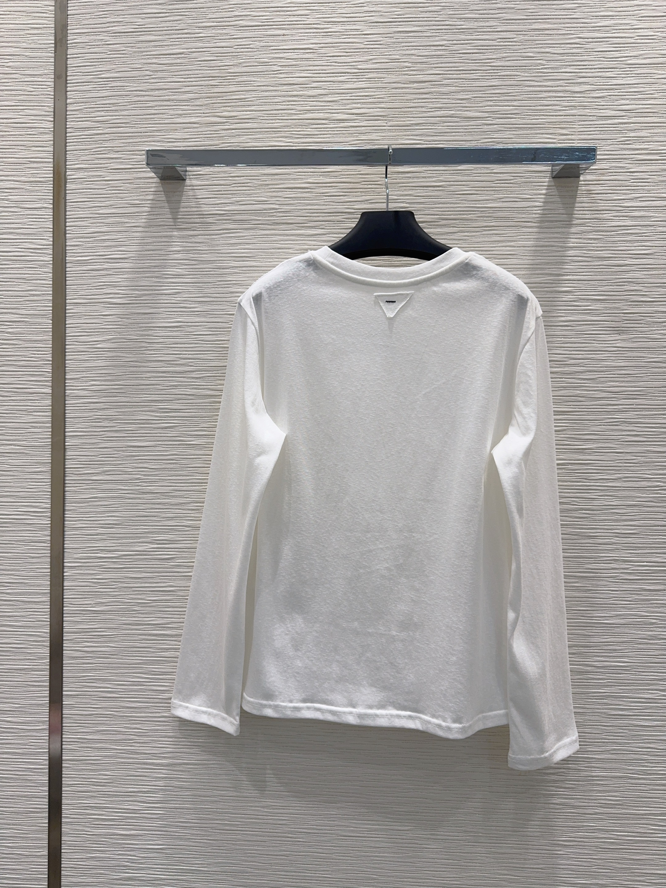 PRADA 프라다 프리폴 고밀도 럭셔리 베이직 긴팔 니트 의류