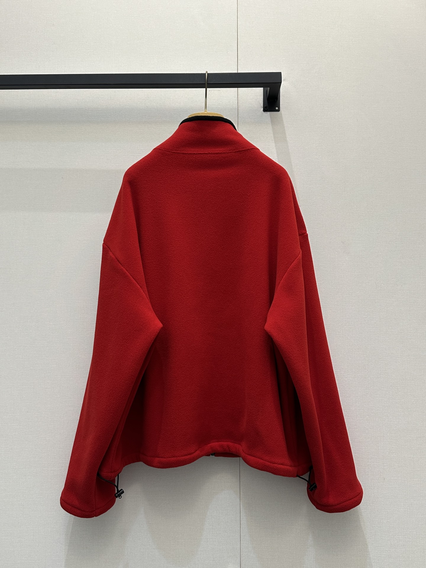 미우미우(miumiu) 로고 자수 쉐르파 플리스 후리스 후드 집업 자켓 재킷 의류