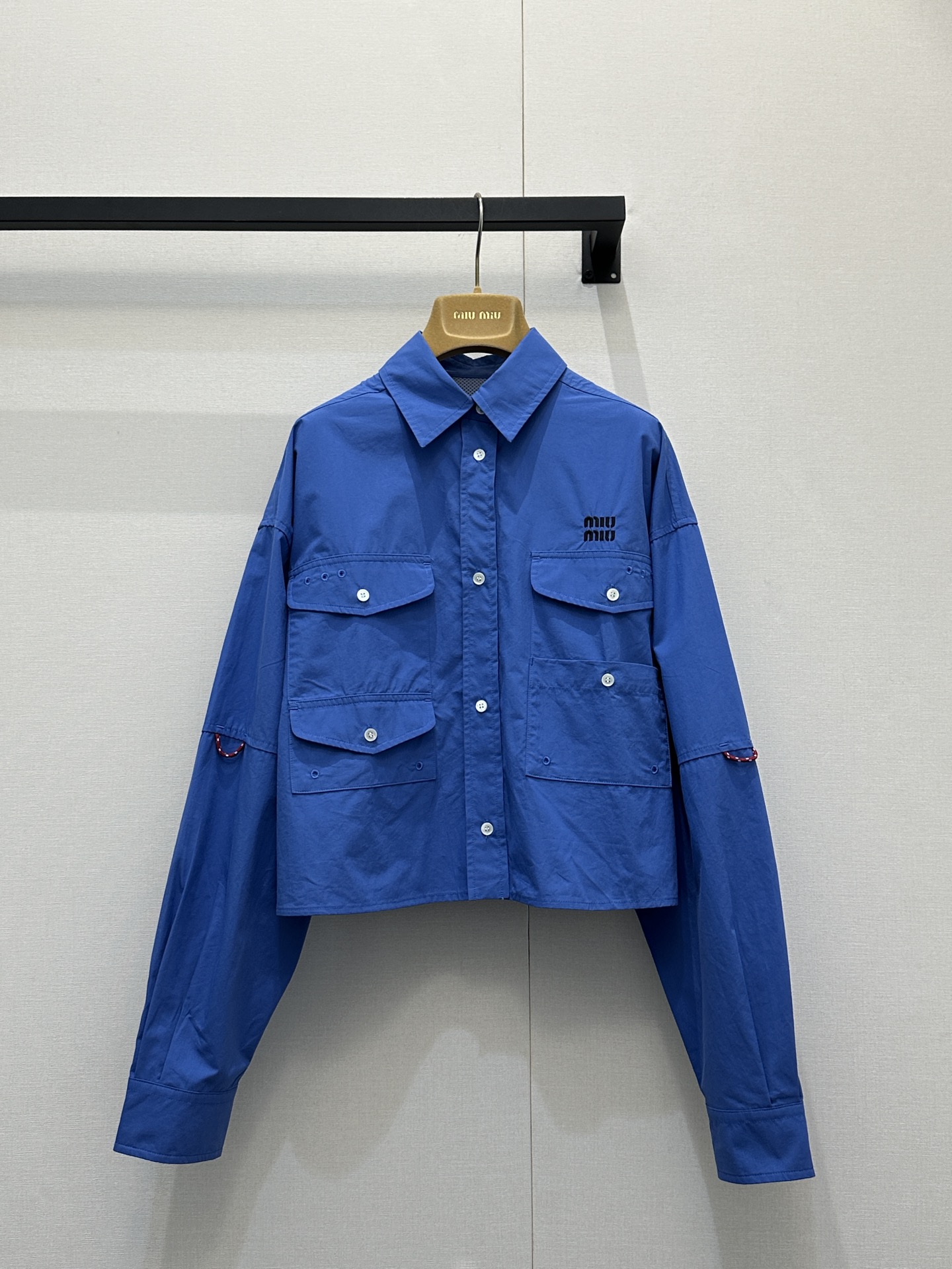 미우미우(miumiu) 클라인 블루 포플린 크롭 셔츠 의류