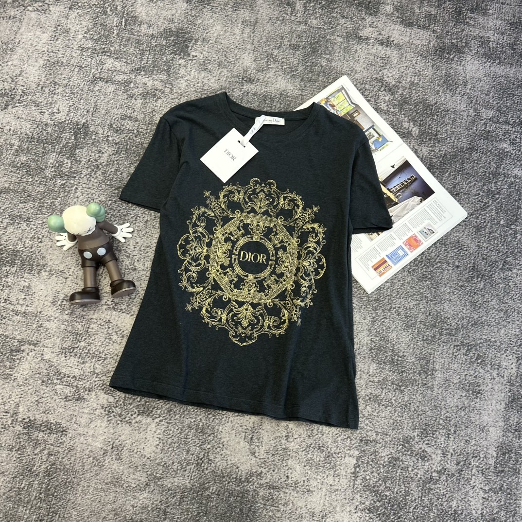디올(Dior) 프리미엄 로고 반팔 티셔츠 의류