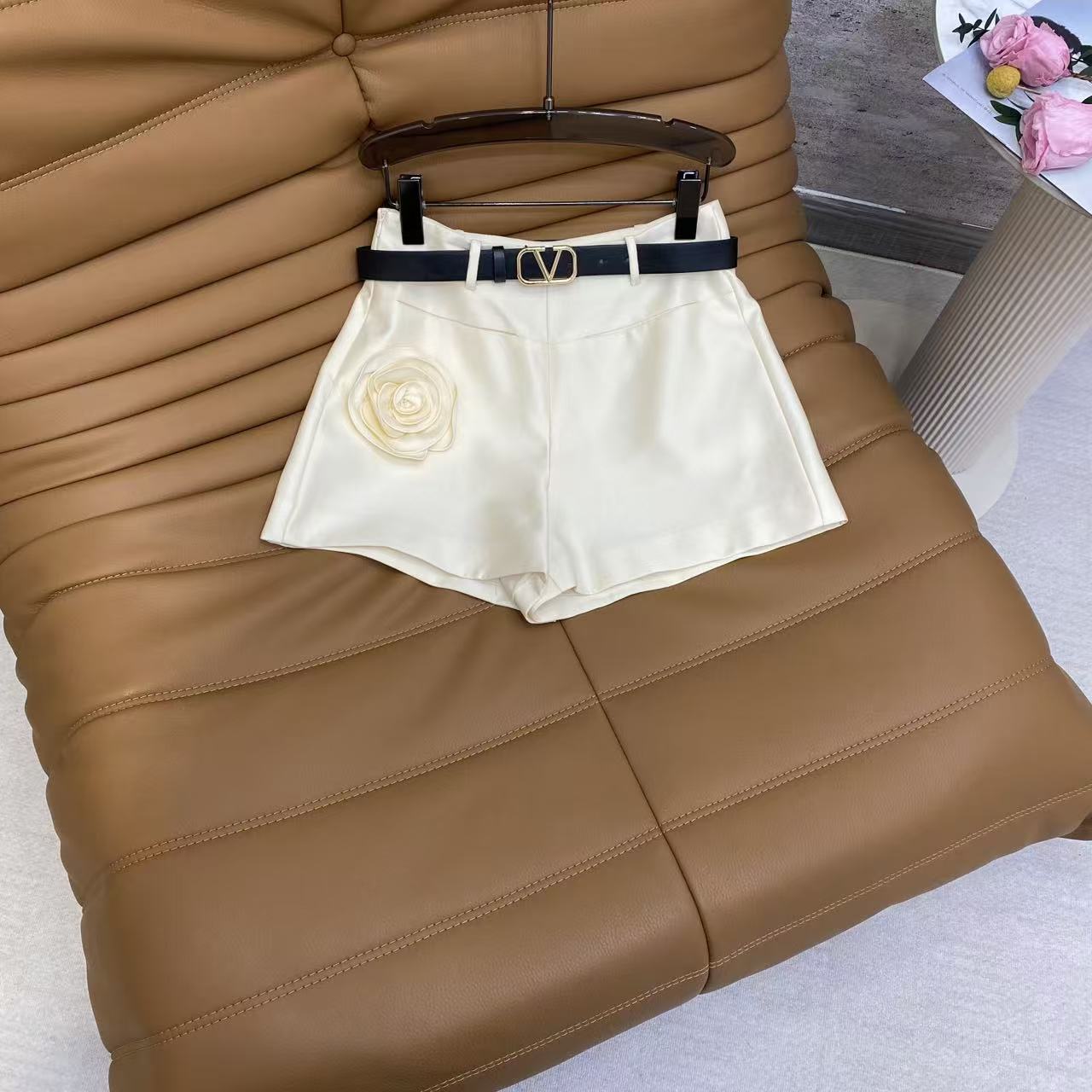 발렌티노(Valentino) 실크 울 블렌드 플라워 벨트 숏 팬츠 바지 의류