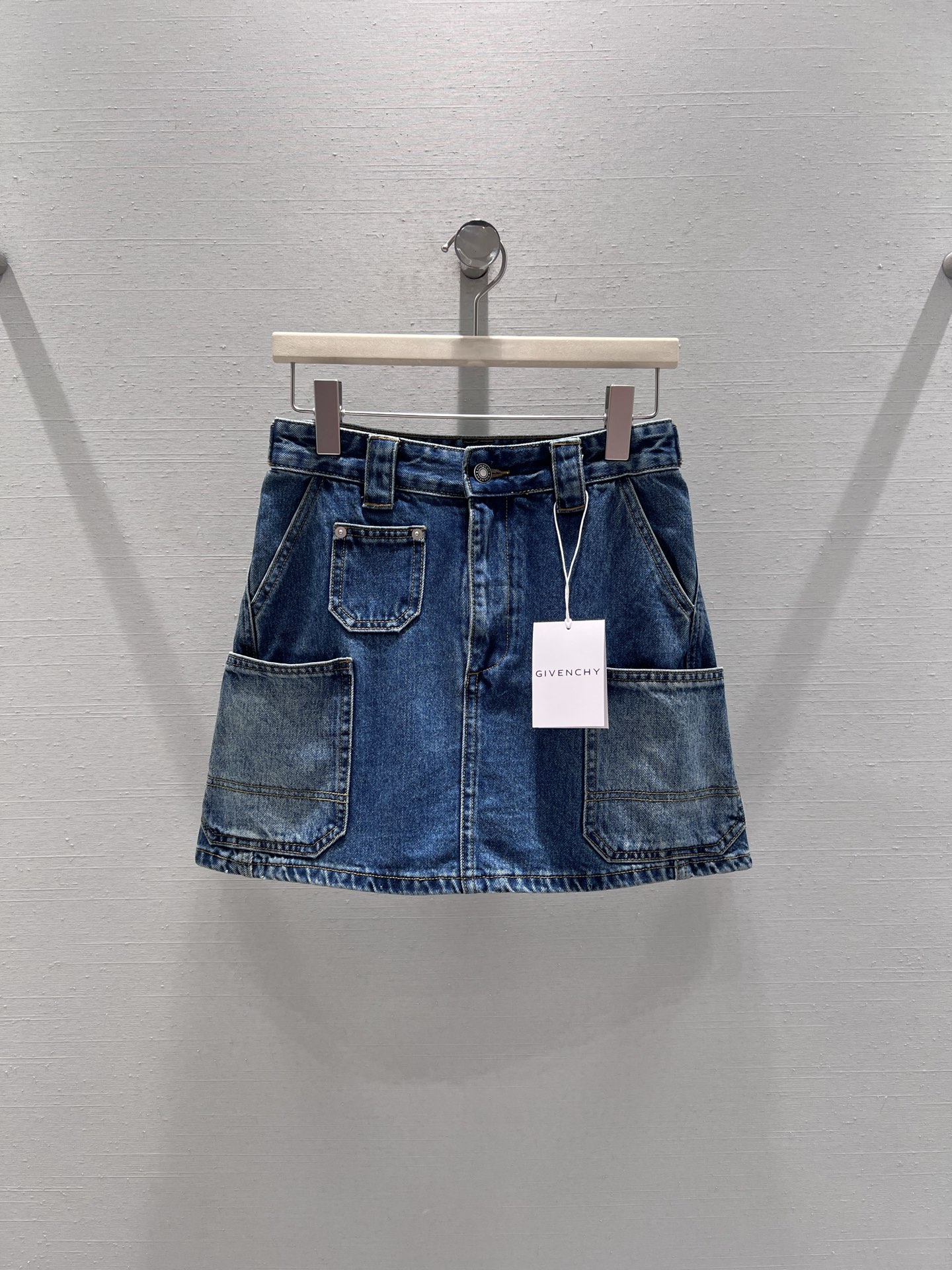 GIVENCHY 지방시 워크웨어 디스트로이드 데님 스커트 치마 의류