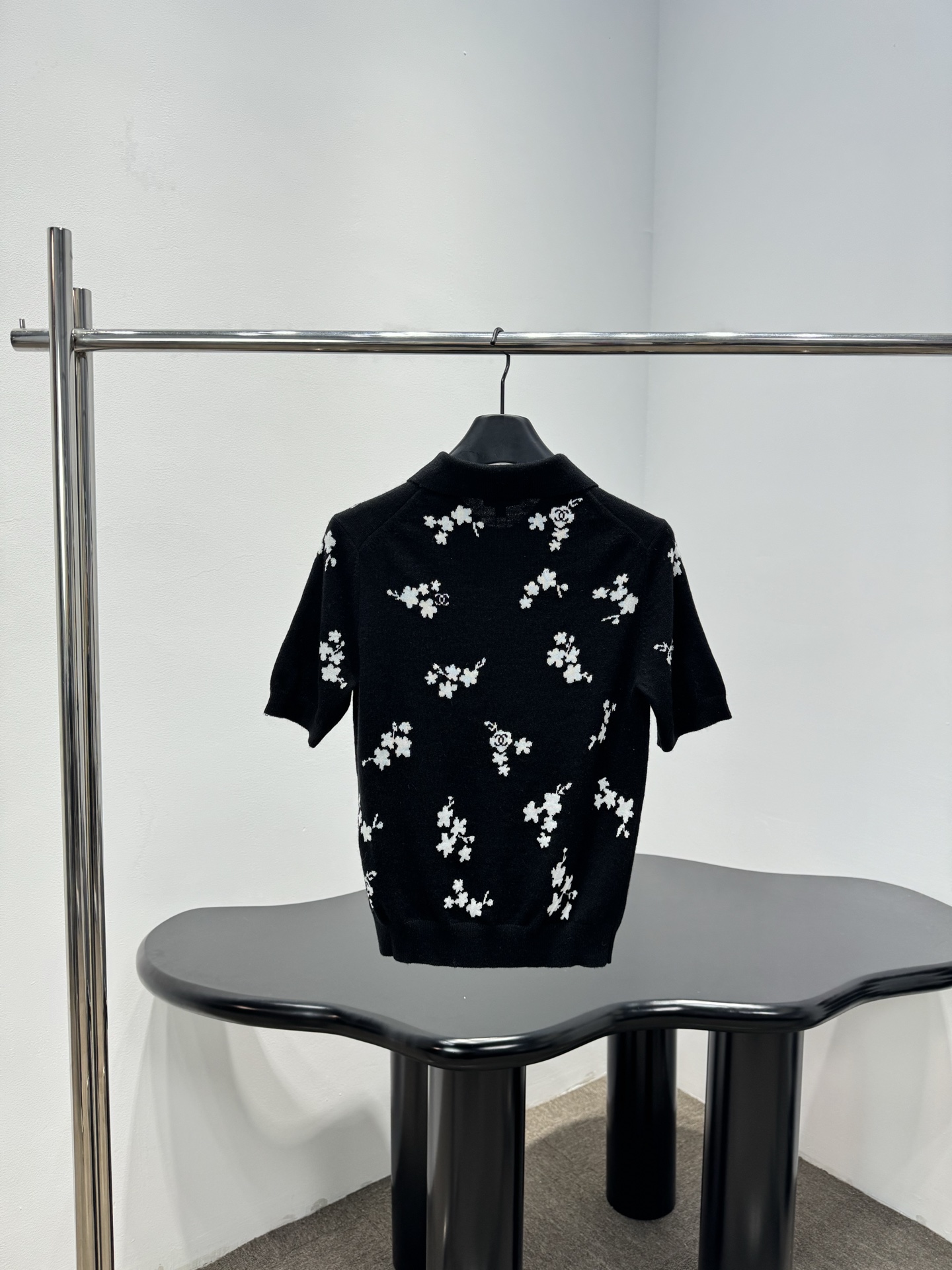 샤넬(Chanel) 코튼 실크 플라워 폴로 카라 반팔 니트 의류