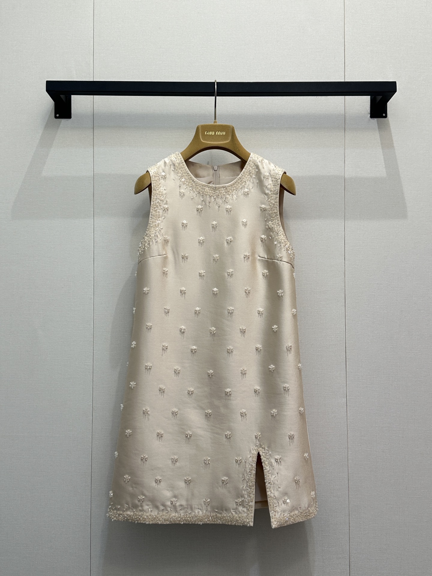 miumiu 미우미우 하이엔드 플라워 쥬얼 원피스 의류