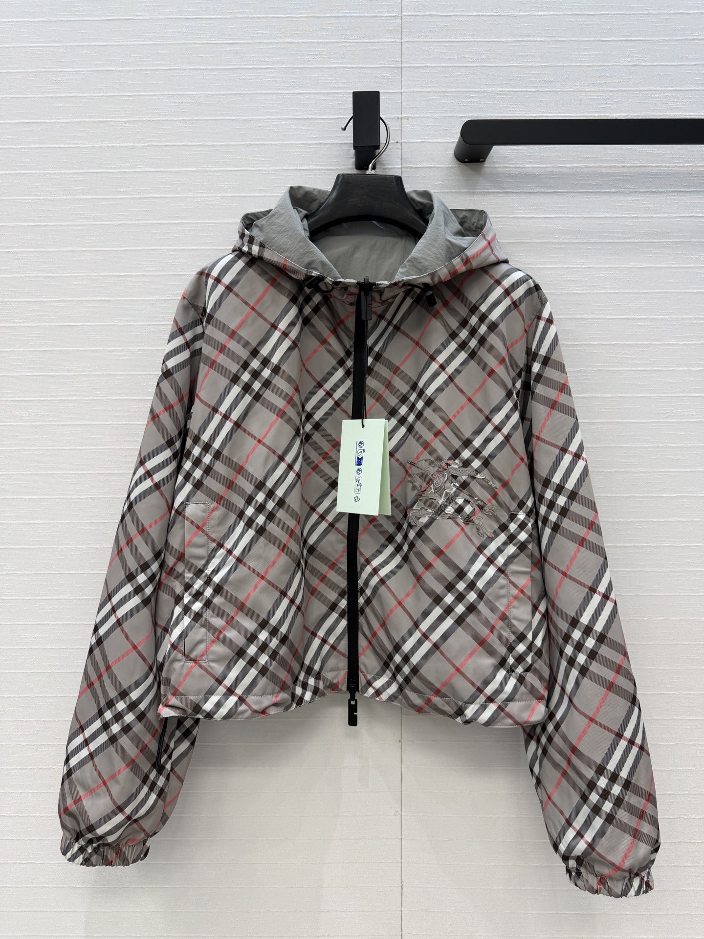 Burberry 버버리 신상 양면 노바체크 바람막이 후드 집업 자켓 재킷 의류