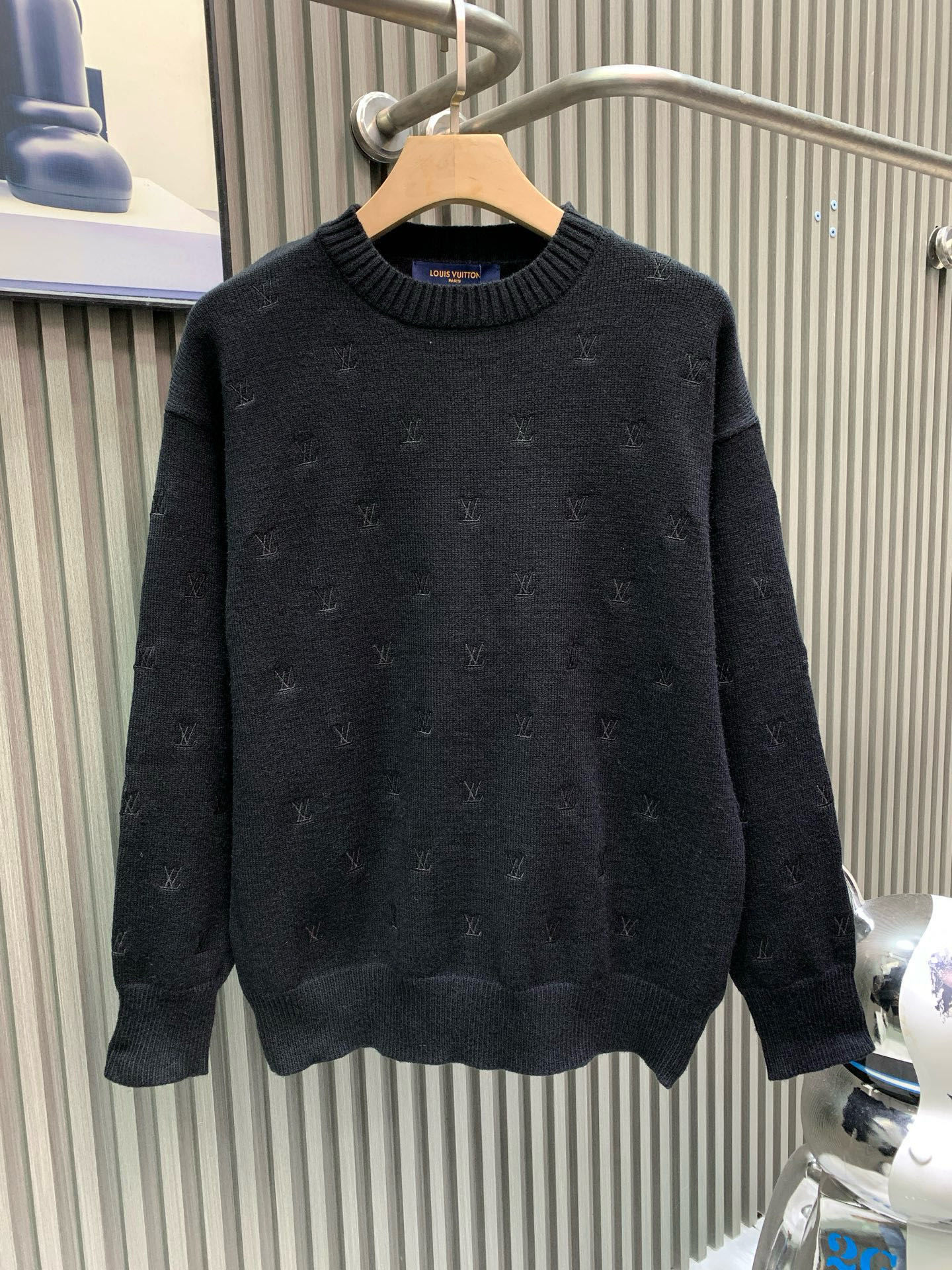 루이비통(LV) 스몰 자수 라운드 니트 의류