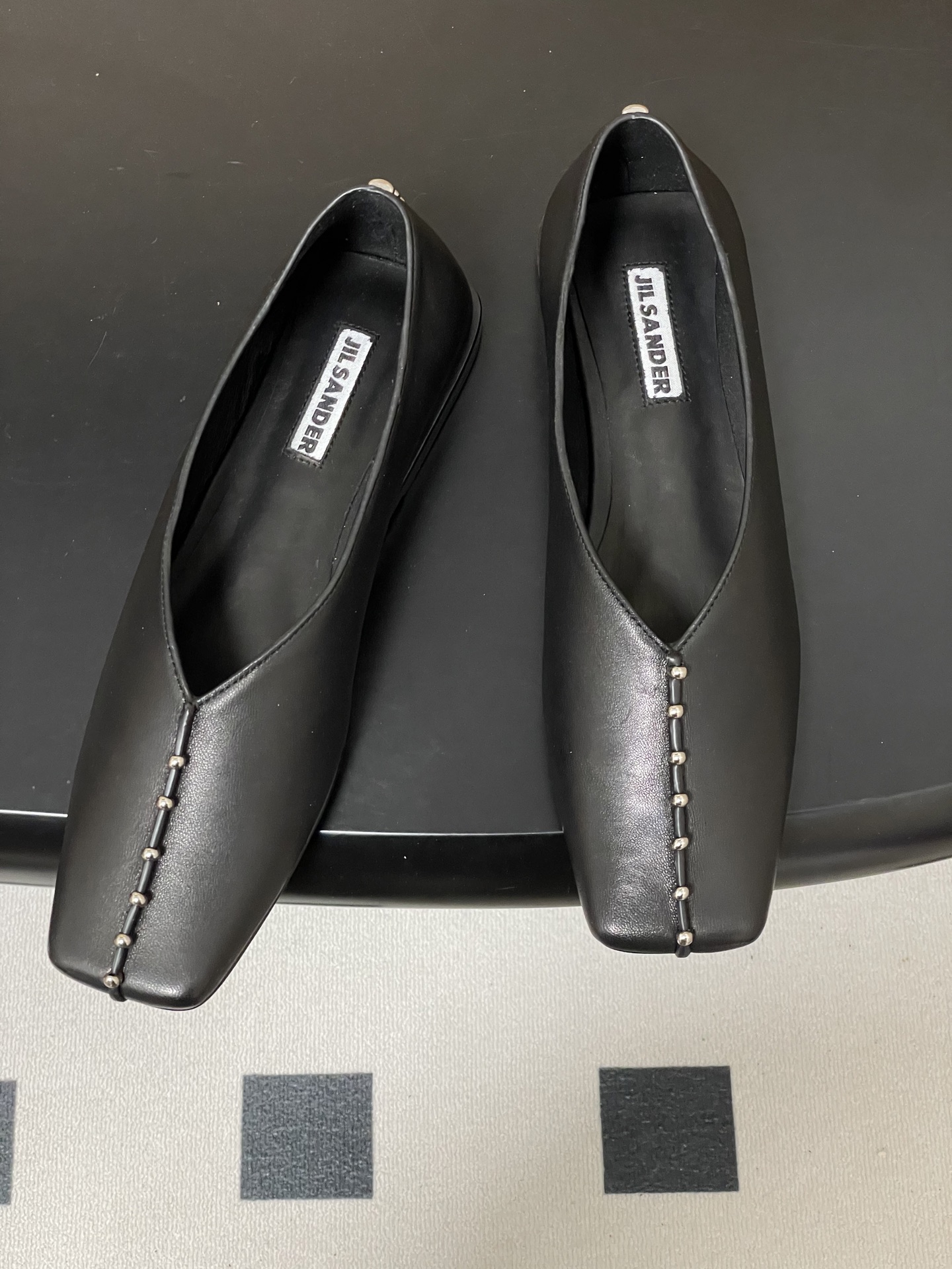 질 샌더(Jil Sander) 스터드 스퀘어토 메리제인 단화 플랫 슈즈 신발