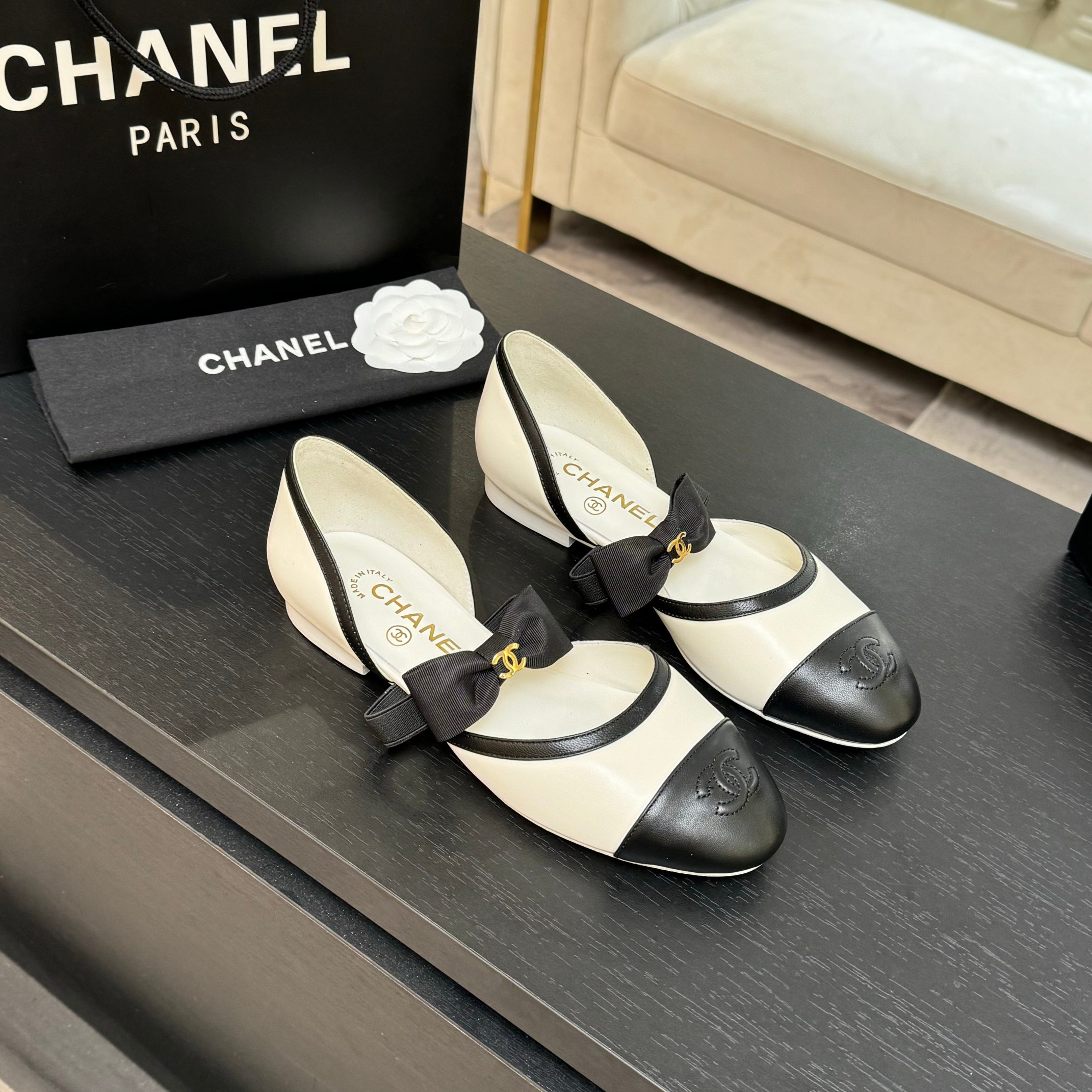 샤넬(Chanel) 리본 플랫 슈즈 단화 신발