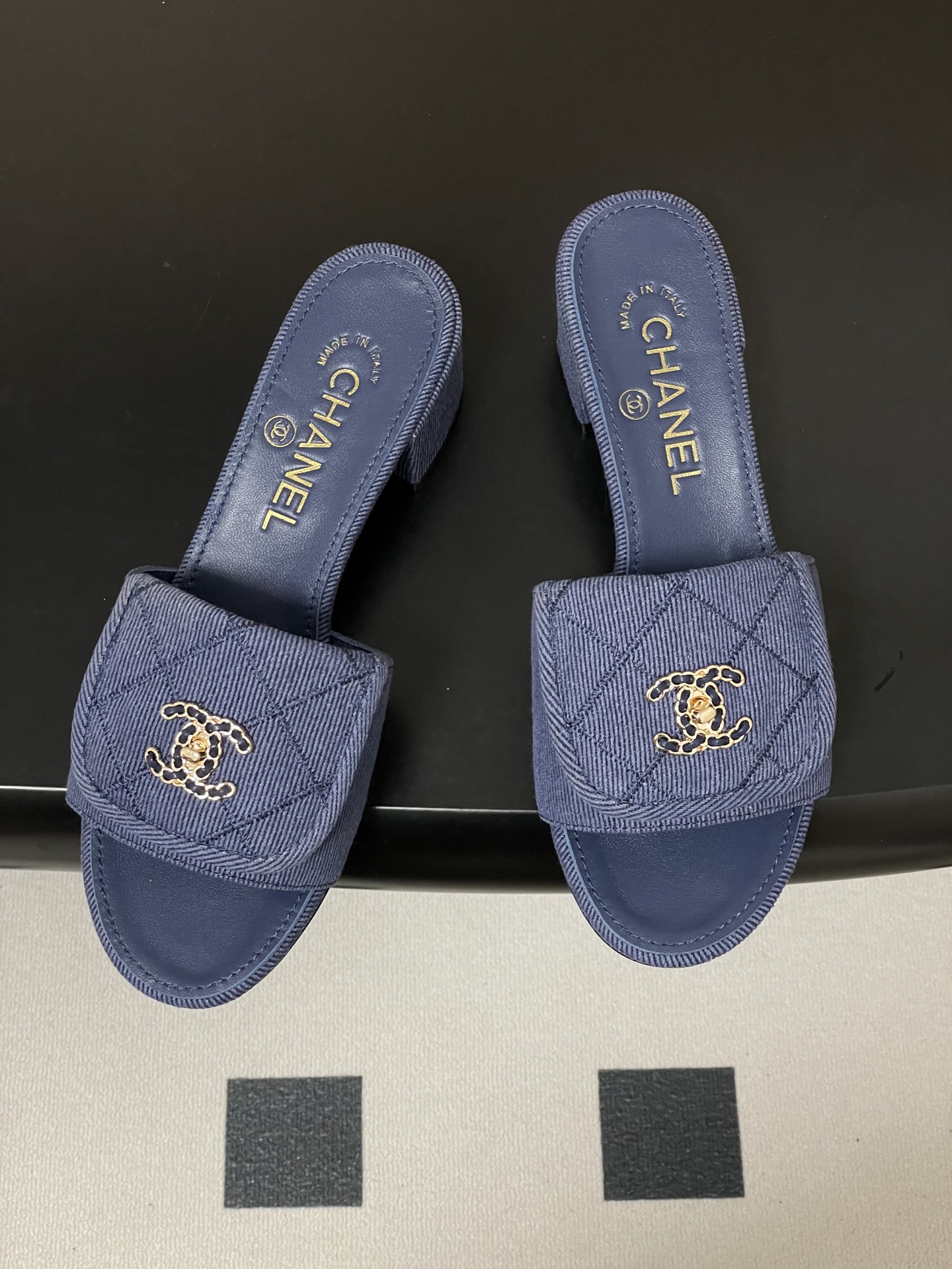 샤넬(Chanel) 데님 퀼팅 더블C 체인 슬리퍼 샌들 신발 5cm