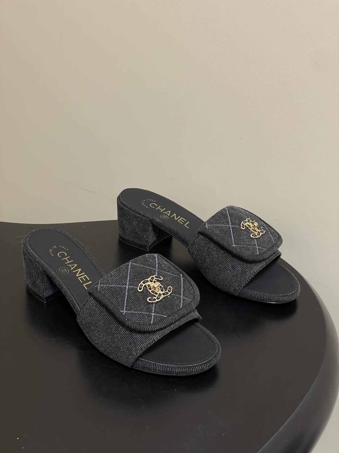 샤넬(Chanel) 데님 퀼팅 더블C 체인 슬리퍼 샌들 신발 5cm