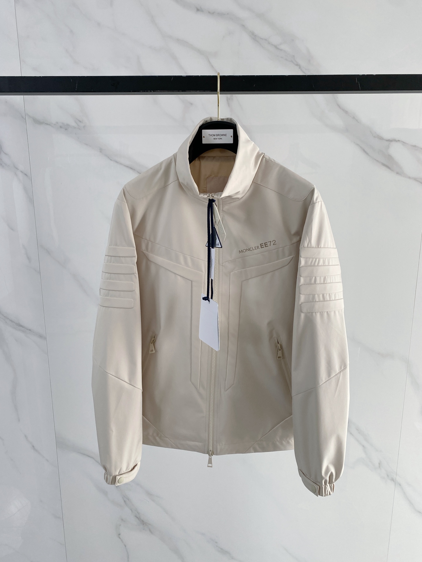 몽클레어 몽클레르(MONCLER) 스탠드카라 재킷 외투 의류