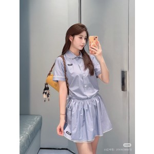 미우미우(MIU MIU) 체크 자수 패치 자켓 & 스커트 셋업 의류