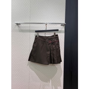 [Loewe] 로에베 26SS 비대칭 레더 버클 플리츠 스커트 치마 의류